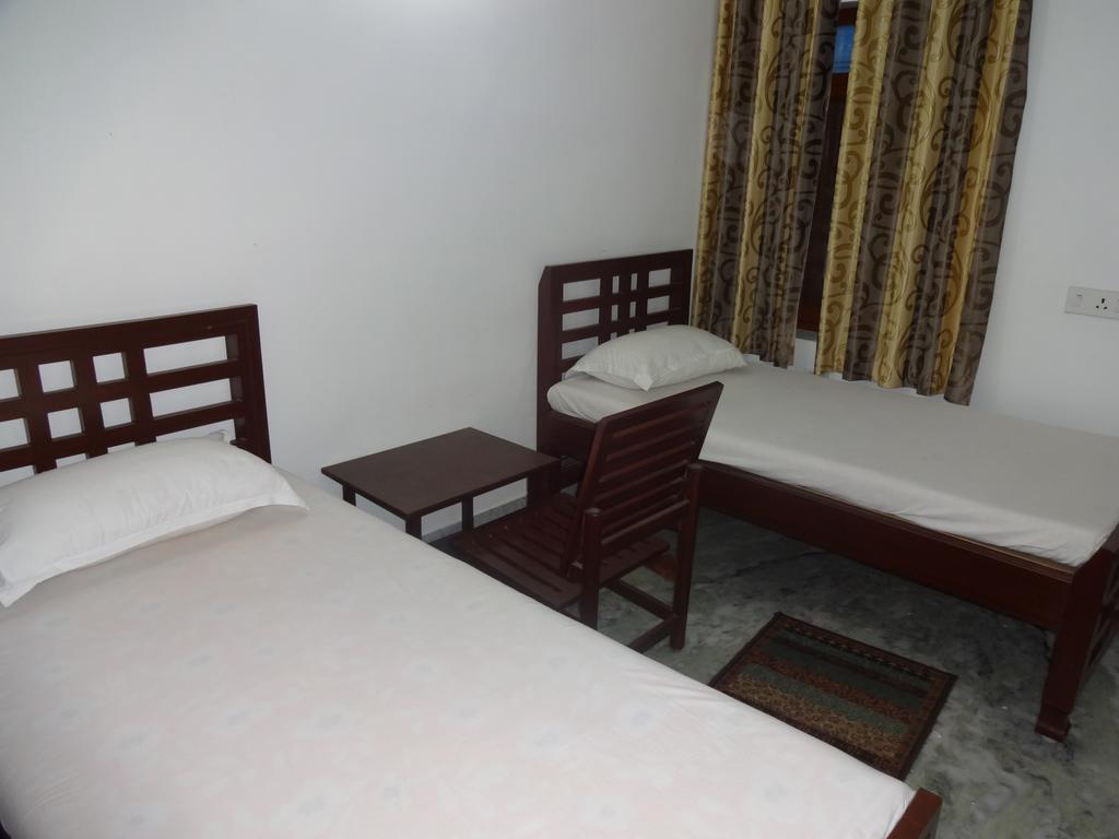 Harsh & Yash Guest House Bodh Gaya Habitación foto